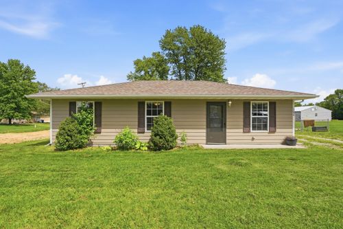 102 Chevychase Ln, NEW BLOOMFIELD, MO, 65063-1595 | Card Image