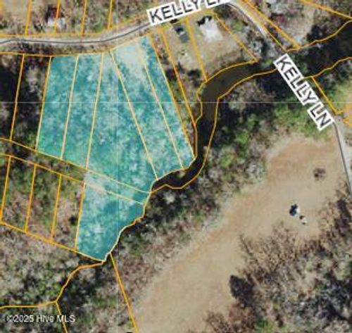201 Kelly Ln, Blounts Creek, NC, 27814-9211 | Card Image