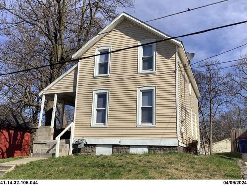 927 Bemis Street Se, Grand Rapids, MI, 49506 | Card Image