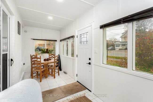 8071 Kipling Ave, House other with 4 bedrooms, 2 bathrooms and 6 parking in Woodbridge ON | Image 5