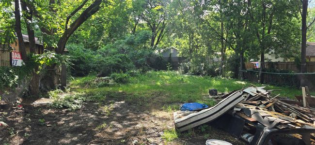 View of yard | Image 4