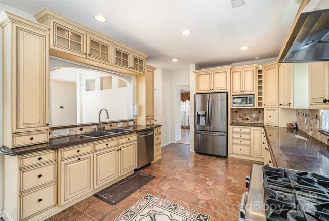 1801 Briarcrest Dr Nw, House other with 5 bedrooms, 3 bathrooms and null parking in Charlotte NC | Image 16