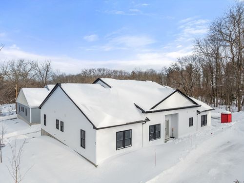 b-9 L Stevens Rd, Charlton, MA, 01507-1311 | Card Image