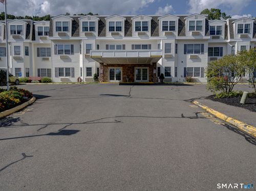 103-1 Brush Pasture Ln, Portland, CT, 06480-4622 | Card Image