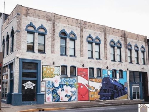 104 S 3rd St, Paducah, KY, 42001-1705 | Card Image