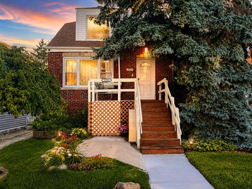 3254 N Nagle Ave, Chicago, IL, 60634-3901 | Card Image