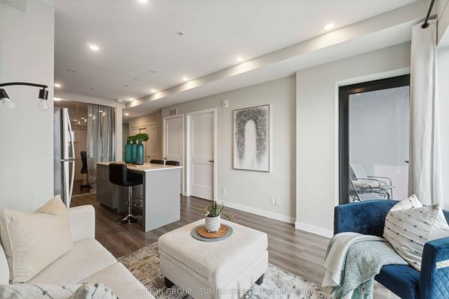 1709 - 15 Queen St S, Condo with 2 bedrooms, 2 bathrooms and 1 parking in Hamilton ON | Image 17