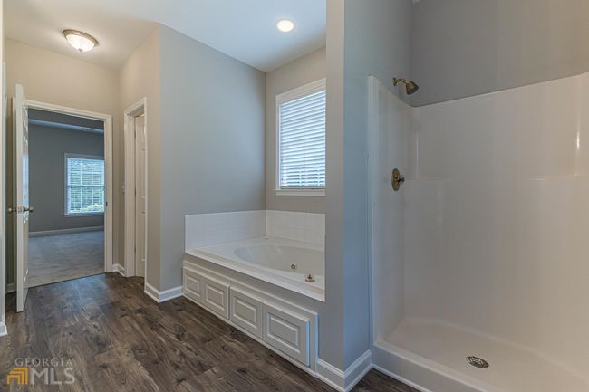 1008 Maple Creek Dr, House other with 5 bedrooms, 3 bathrooms and null parking in Loganville GA | Image 21