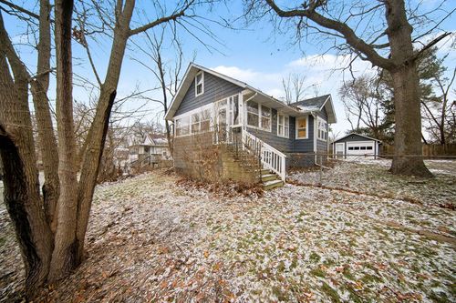 206 W Vandercook Dr, Jackson, MI, 49203-5651 | Card Image