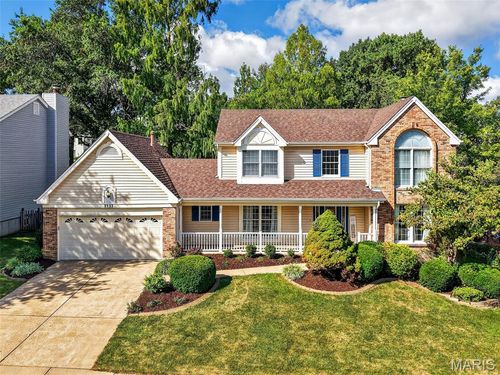 2113 Seven Oaks Dr, Saint Charles, MO, 63303-4403 | Card Image