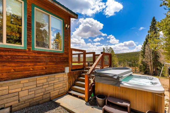 Patio and hot tub | Image 43