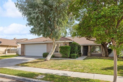 3895 Paris St, Hemet, CA, 92545-6309 | Card Image