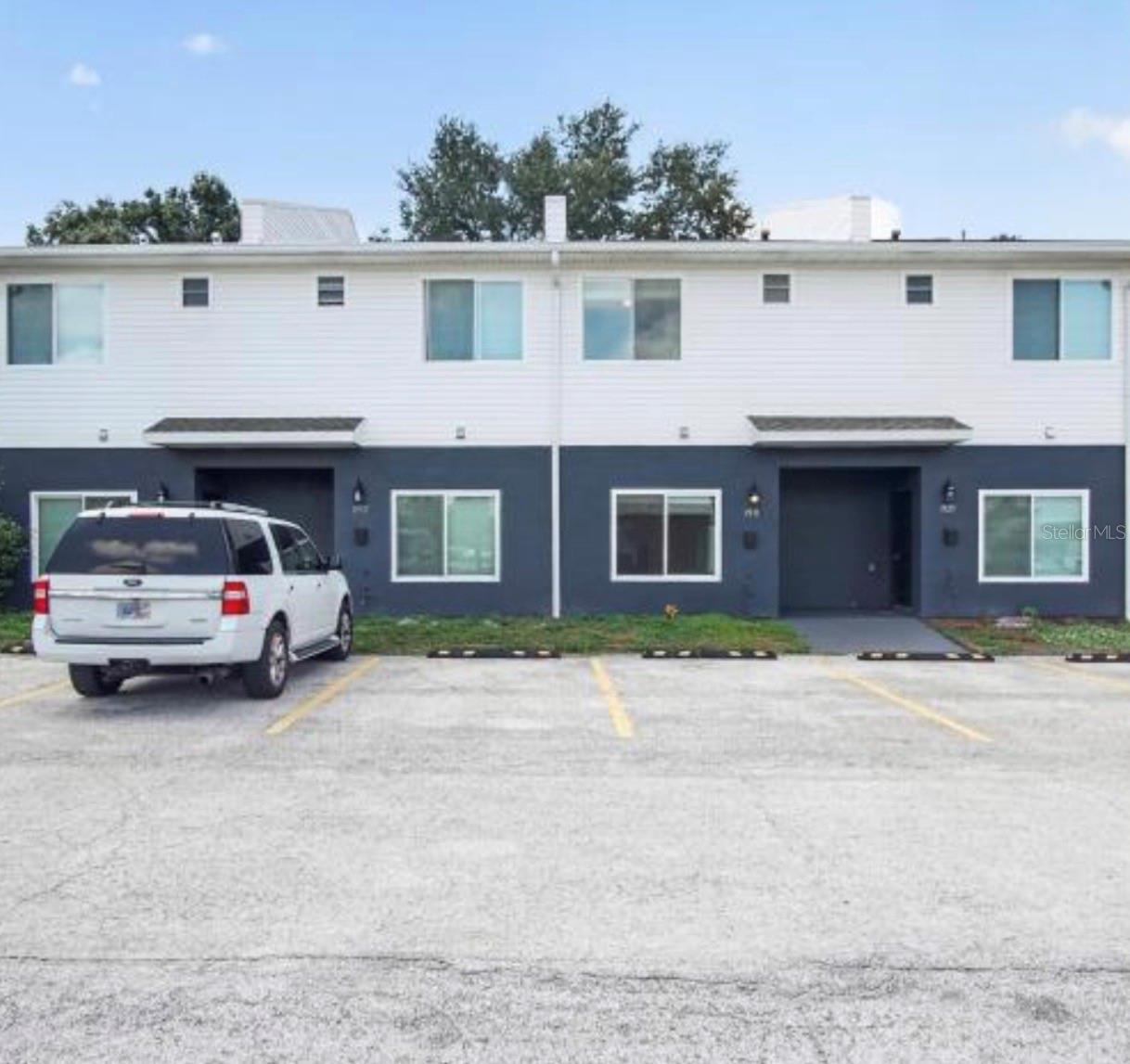 Residential Lease in TAMPA 3