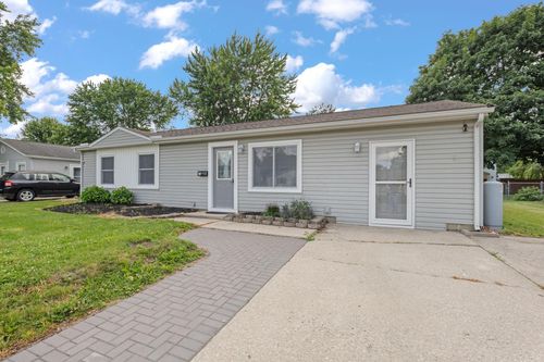 70 Vaughn Rd, Delaware, OH, 43015-2221 | Card Image