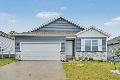 2786 Anne Dr, Hiawatha, IA, 52233-2808 | Card Image