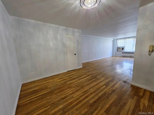 apt-1b-18-50 211th St, Bayside, NY, 11360-1807 | Card Image