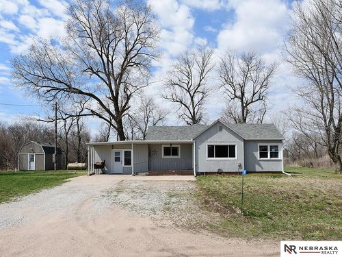 597 406th, Beaver Crossing, NE, 68313-9477 | Card Image