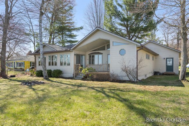 1599 Clearwater Dr, House other with 3 bedrooms, 2 bathrooms and null parking in Grant MI | Image 25