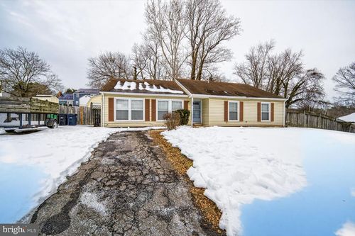 1024 Butterworth Ln, UPPER MARLBORO, MD, 20774-2205 | Card Image