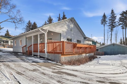 502 Soundview Ave, Homer, AK, 99603-7419 | Card Image