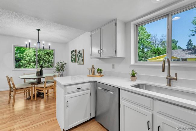 New quartz countertops | Image 12