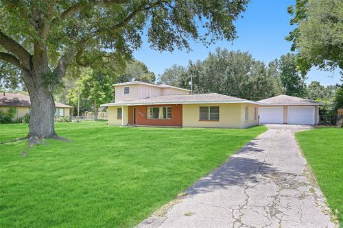 2006 Evergreen Ln, La Marque, TX, 77568-5444 | Card Image