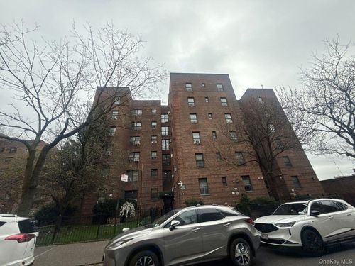 5e-84-16 Elmhurst Ave, Elmhurst, NY, 11373-3343 | Card Image