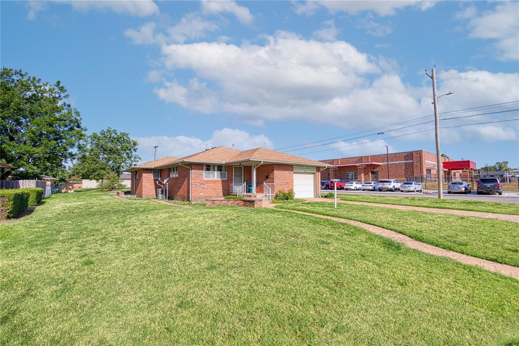 Texas St, Weatherford, OK 73096