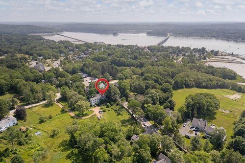 83 Bath Road, Wiscasset, ME, 04578 | Card Image