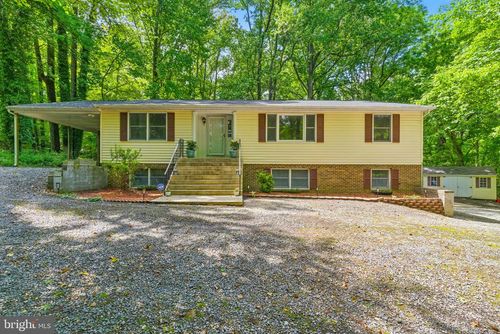 7000 Burch Hill Rd, Brandywine, MD, 20613-9082 | Card Image