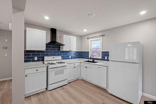 7347 S 72nd Ave, La Vista, NE, 68128-2622 | Card Image