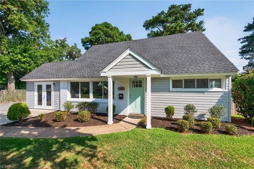 1804 S Lakeland Drive Drive, Norfolk, VA, 23518 | Card Image