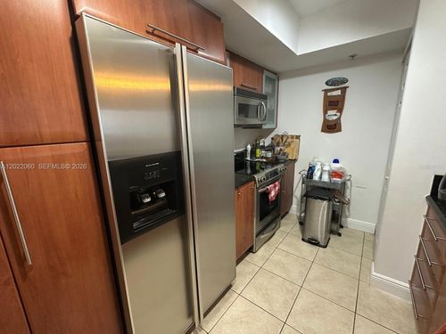 1607-3232 Sw 22nd Ter, Miami, FL, 33145-3110 | Card Image