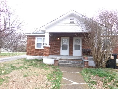 625 Greenwood Ave, Clarksville, TN, 37040-3715 | Card Image
