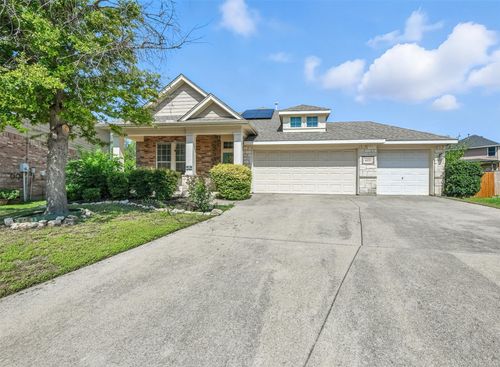 6121 Paddlefish Dr, Fort Worth, TX, 76179-7577 | Card Image