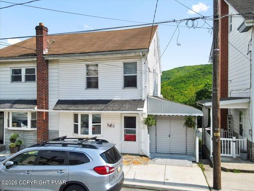 413 South Ave, Jim Thorpe, PA, 18229-1229 | Card Image