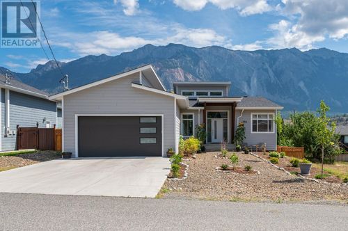 774 Foster Dr, Lillooet, BC, V0K | Card Image