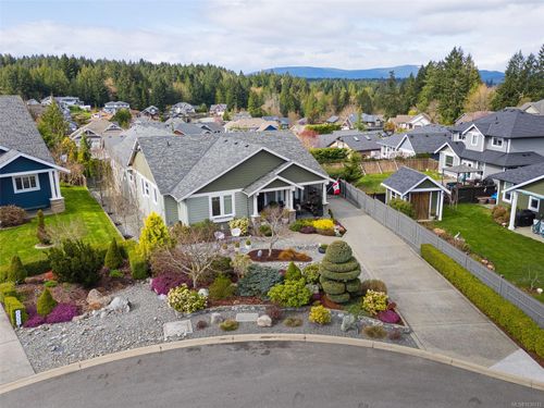 2565 Faulkner Pl, Mill Bay, BC, V8H1H6 | Card Image