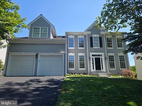 17270 Arrowood Pl, ROUND HILL, VA, 20141-2490 | Card Image