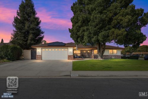 2701 Alberni Way, Bakersfield, CA, 93309 | Card Image