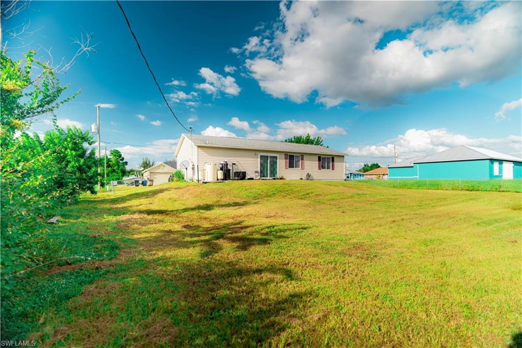 Residential in LEHIGH ACRES 4