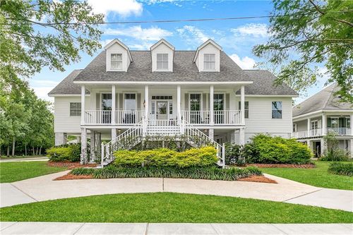 2704 South St, Mandeville, LA, 70448-5633 | Card Image