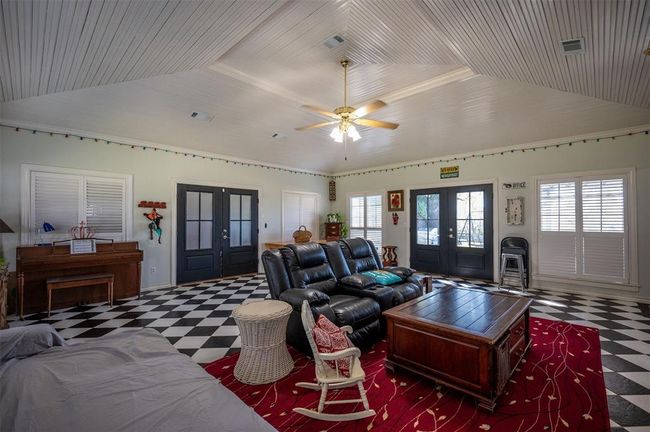 228 Camden Rd, Home with 3 bedrooms, 3 bathrooms and 1 parking in Chester TX | Image 33