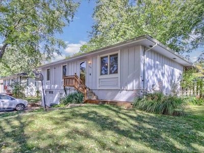 View of front facade with a front lawn | Image 2