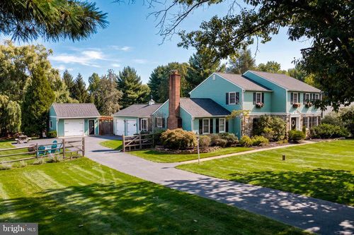 3889 Robin Rd, FURLONG, PA, 18925-1151 | Card Image