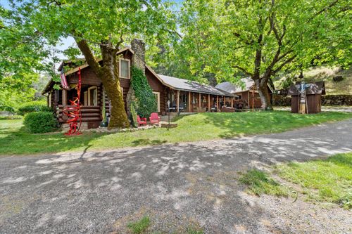 3554 Thompson Creek Rd, Applegate, OR, 97530-9634 | Card Image