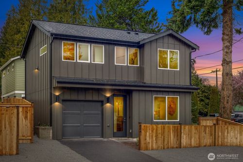 8841 Earl Avenue Nw, Seattle, WA, 98117 | Card Image