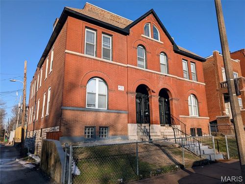 3743 Wisconsin Ave, Saint Louis, MO, 63118-4139 | Card Image
