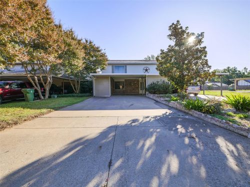 2113 Fleur De Lis Ct, Arlington, TX, 76012-2265 | Card Image