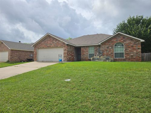 2001 Cancun Dr, Mansfield, TX, 76063-8520 | Card Image